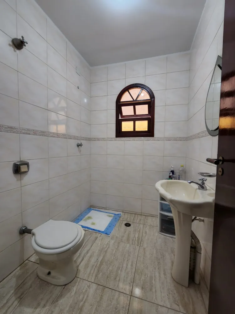 Casa, 3 quartos, 226 m² - Foto 2