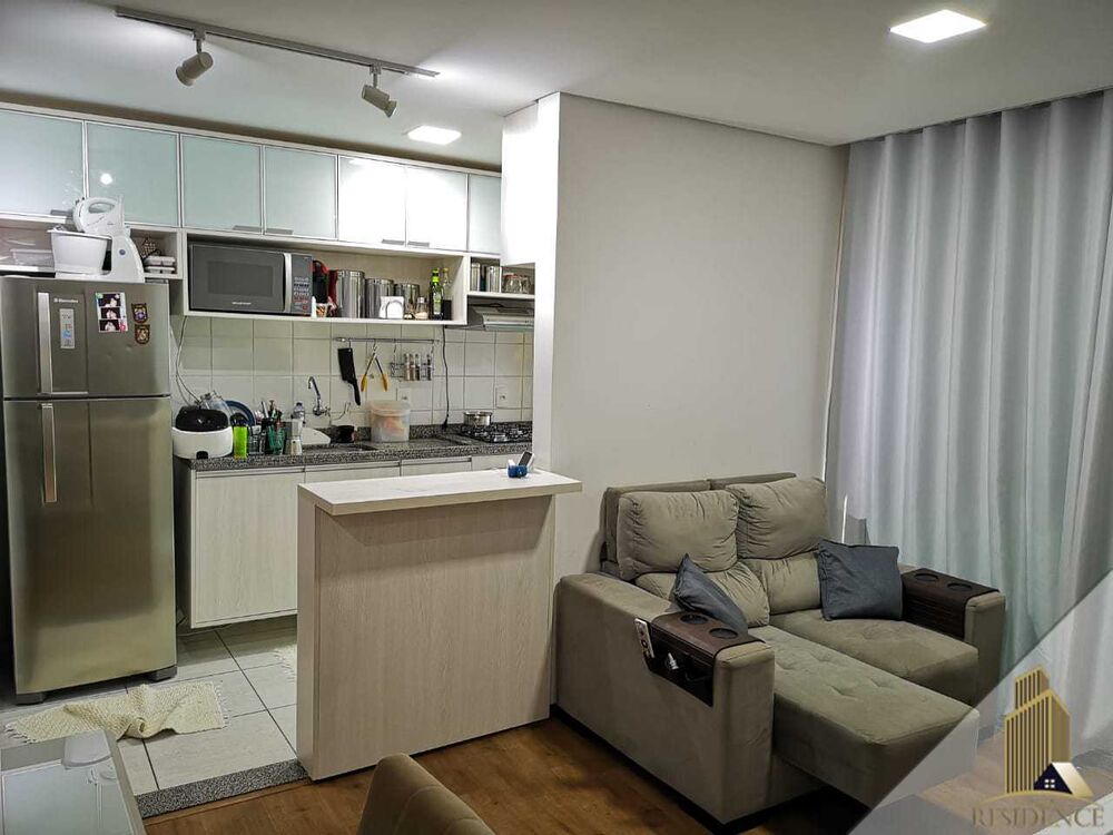 Apartamento à venda com 3 quartos, 70m² - Foto 2