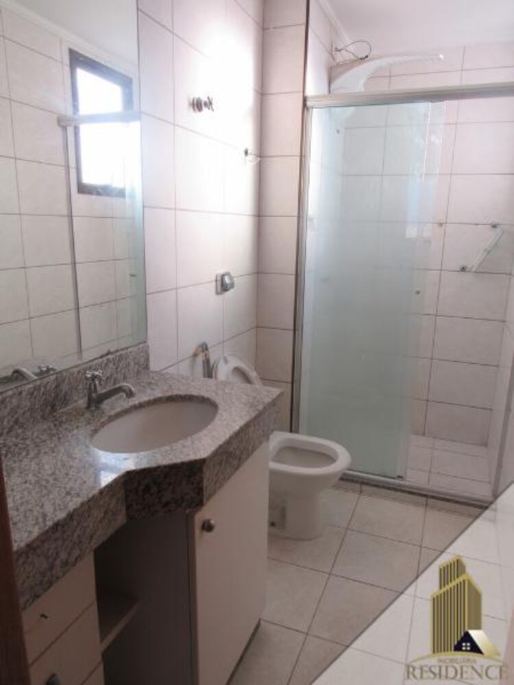 Apartamento para alugar com 3 quartos, 148m² - Foto 2
