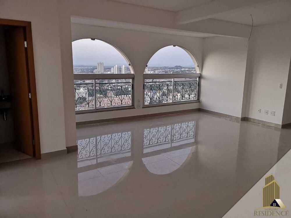 Apartamento à venda com 3 quartos, 156m² - Foto 2