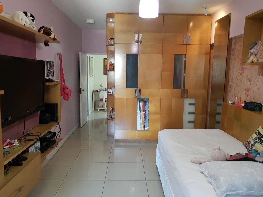 Apartamento, 3 quartos, 193 m² - Foto 2