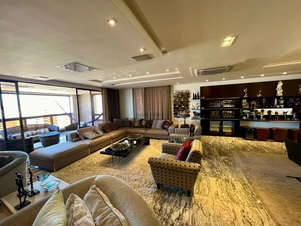 Apartamento, 3 quartos, 340 m² - Foto 1