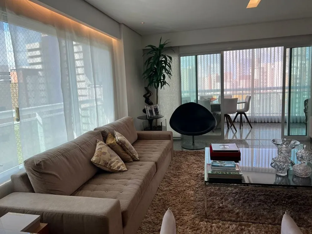Apartamento, 4 quartos, 310 m² - Foto 1