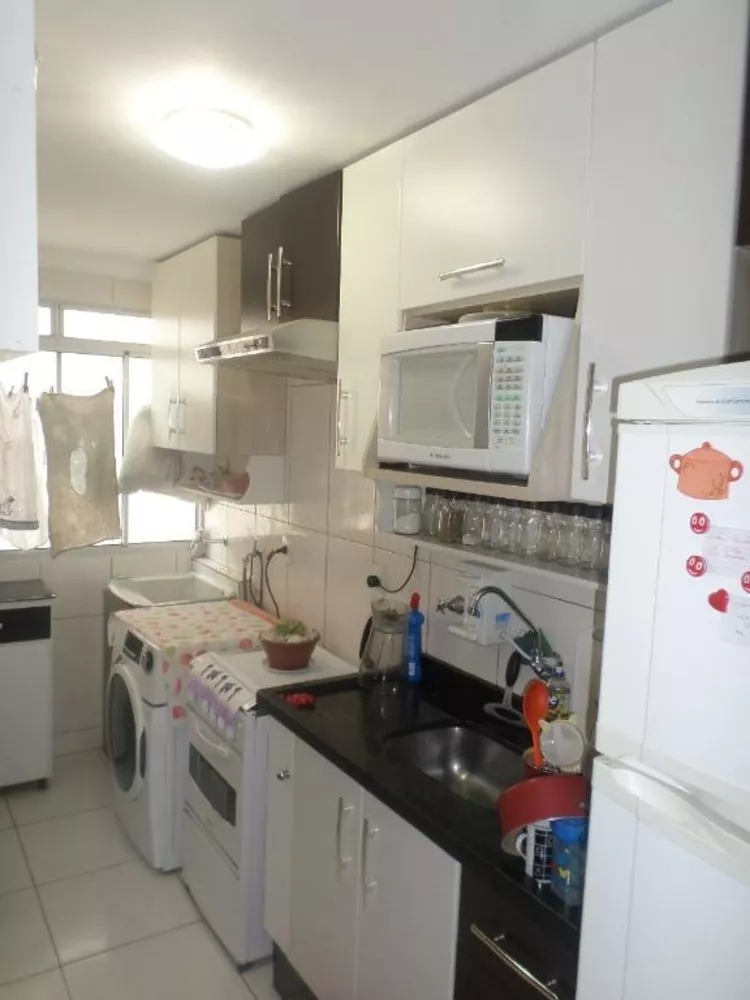 Apartamento à venda com 2 quartos, 45m² - Foto 7