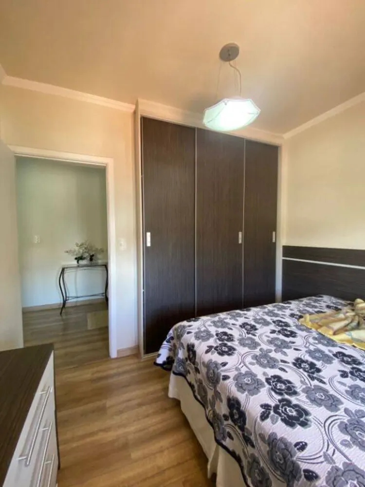 Casa, 3 quartos, 196 m² - Foto 1