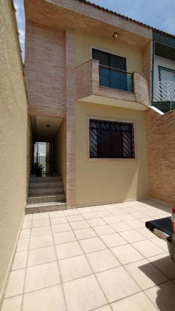 Casa à venda com 3 quartos, 150m² - Foto 1