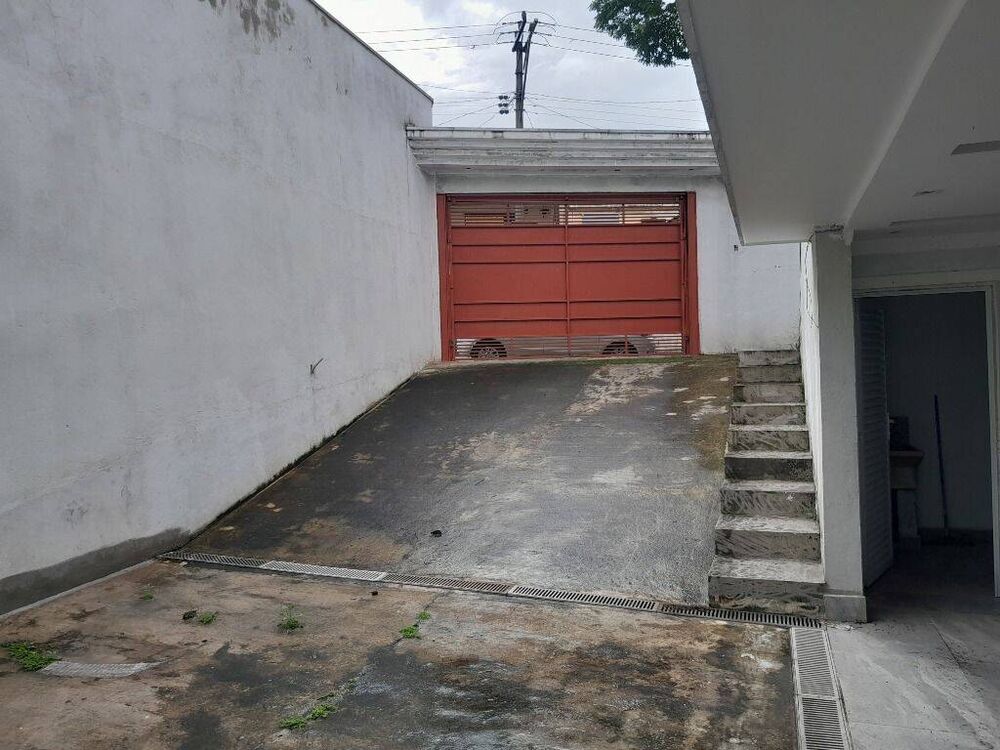 Casa à venda com 3 quartos, 244m² - Foto 8
