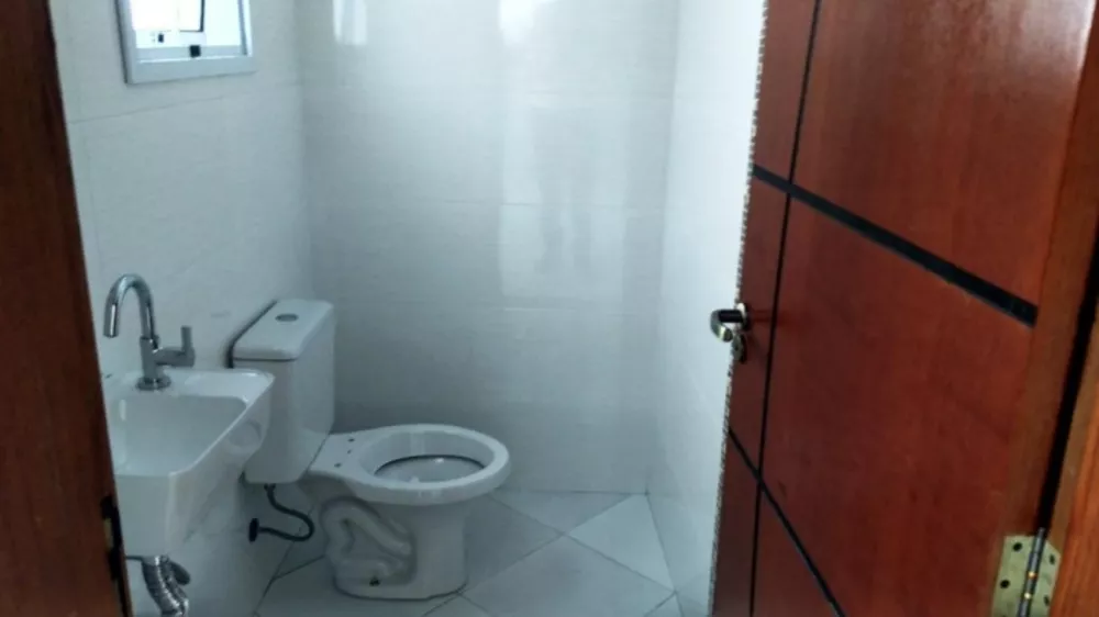 Sobrado à venda com 3 quartos, 200m² - Foto 3