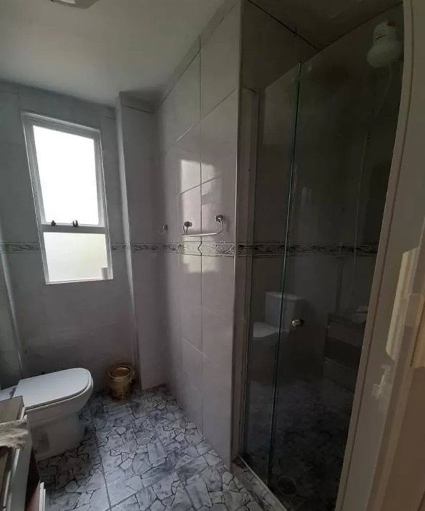 Apartamento à venda com 3 quartos, 65m² - Foto 2