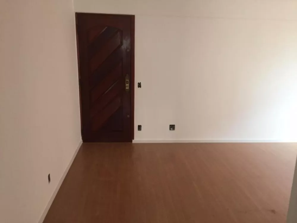 Apartamento à venda com 2 quartos, 55m² - Foto 3