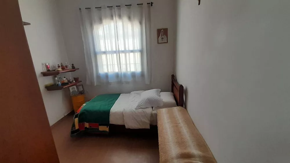 Casa à venda com 2 quartos, 230m² - Foto 5