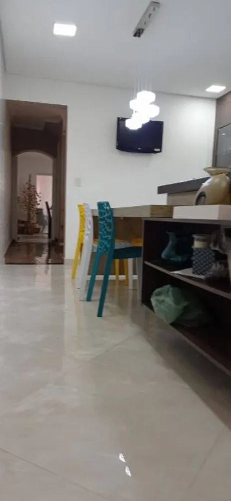 Sobrado, 3 quartos, 180 m² - Foto 2