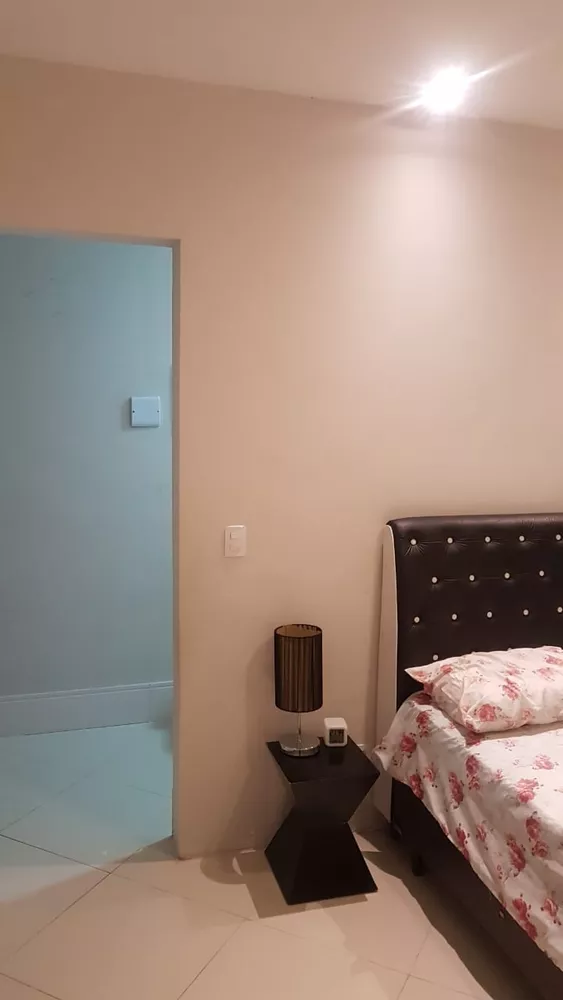 Sobrado à venda com 3 quartos, 200m² - Foto 6