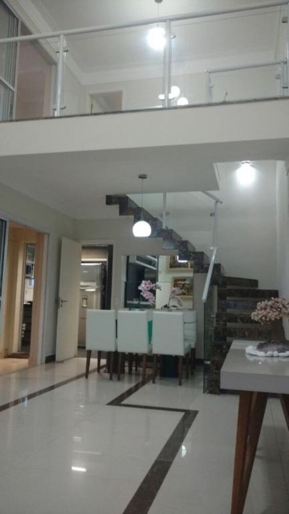 Apartamento à venda e aluguel com 3 quartos, 189m² - Foto 1