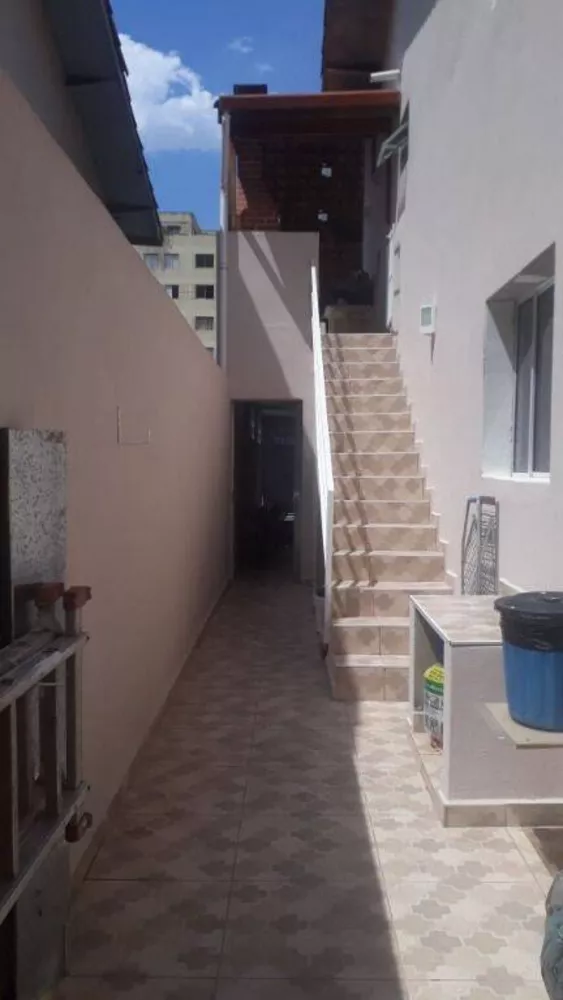 Sobrado à venda com 4 quartos, 203m² - Foto 3