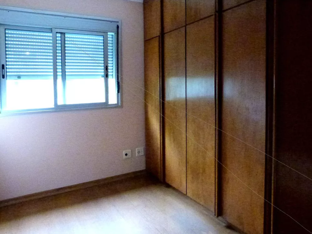 Apartamento para alugar com 3 quartos, 97m² - Foto 2