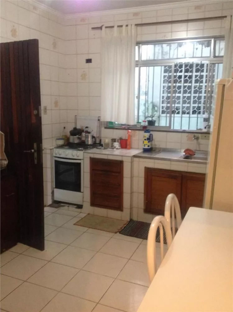 Sobrado à venda com 2 quartos, 150m² - Foto 15