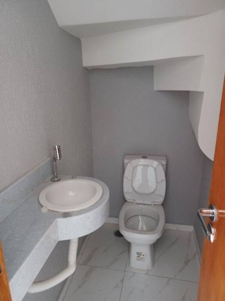 Sobrado à venda com 3 quartos, 120m² - Foto 2