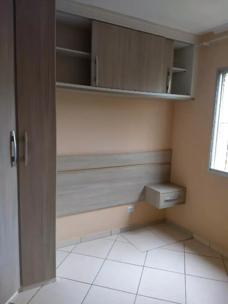 Apartamento à venda com 2 quartos, 50m² - Foto 2