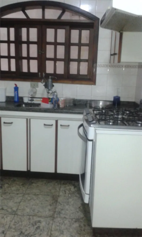 Sobrado, 3 quartos, 200 m² - Foto 1