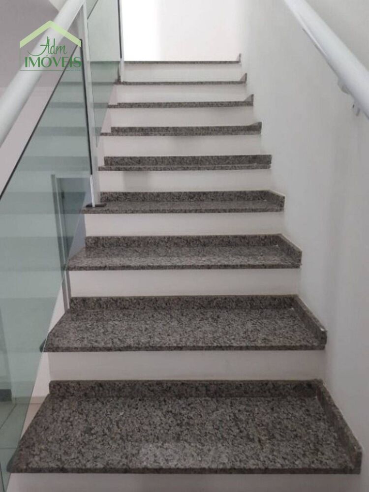 Sobrado à venda com 2 quartos, 70m² - Foto 2