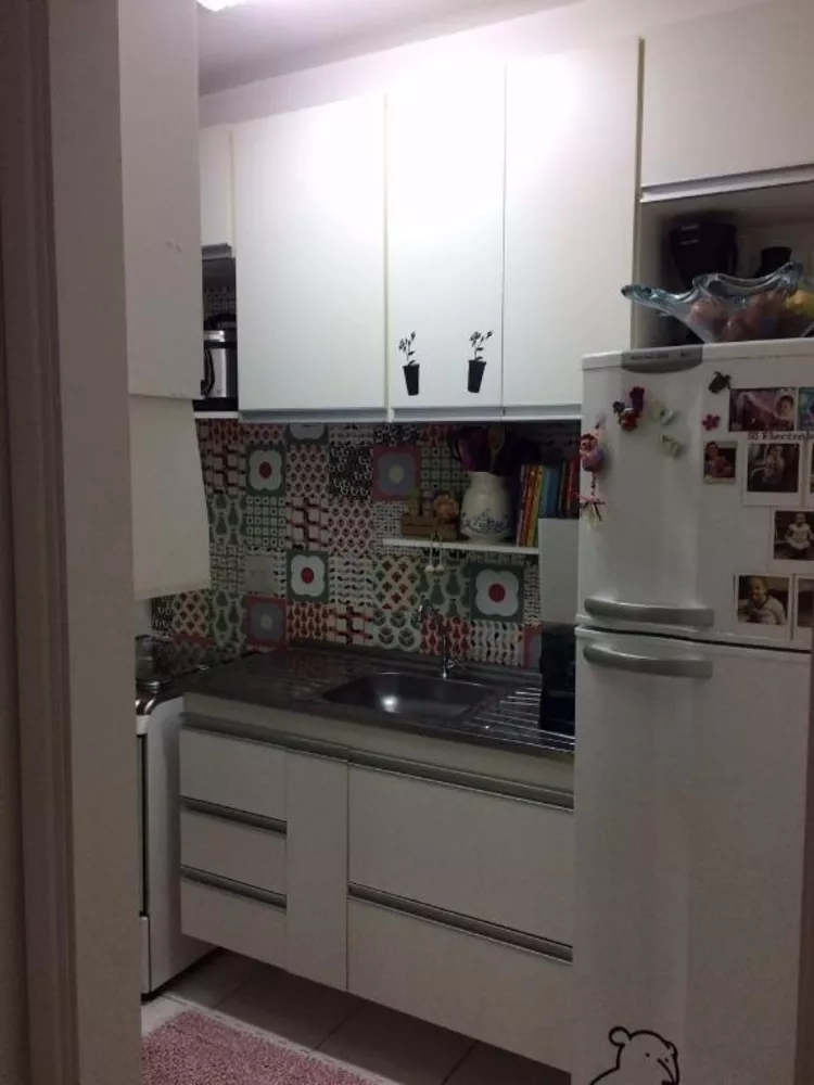 Apartamento à venda com 2 quartos, 44m² - Foto 13