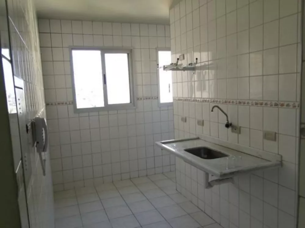 Apartamento à venda com 2 quartos, 62m² - Foto 8