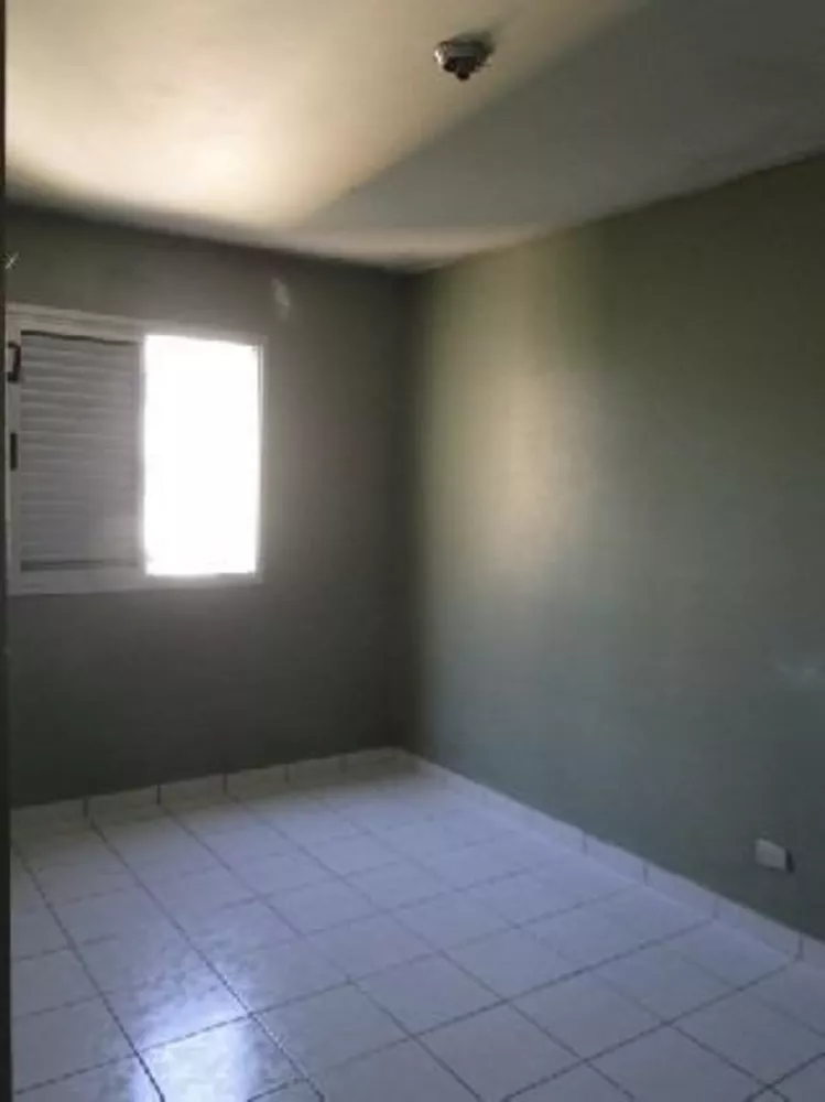 Apartamento à venda com 2 quartos, 62m² - Foto 13