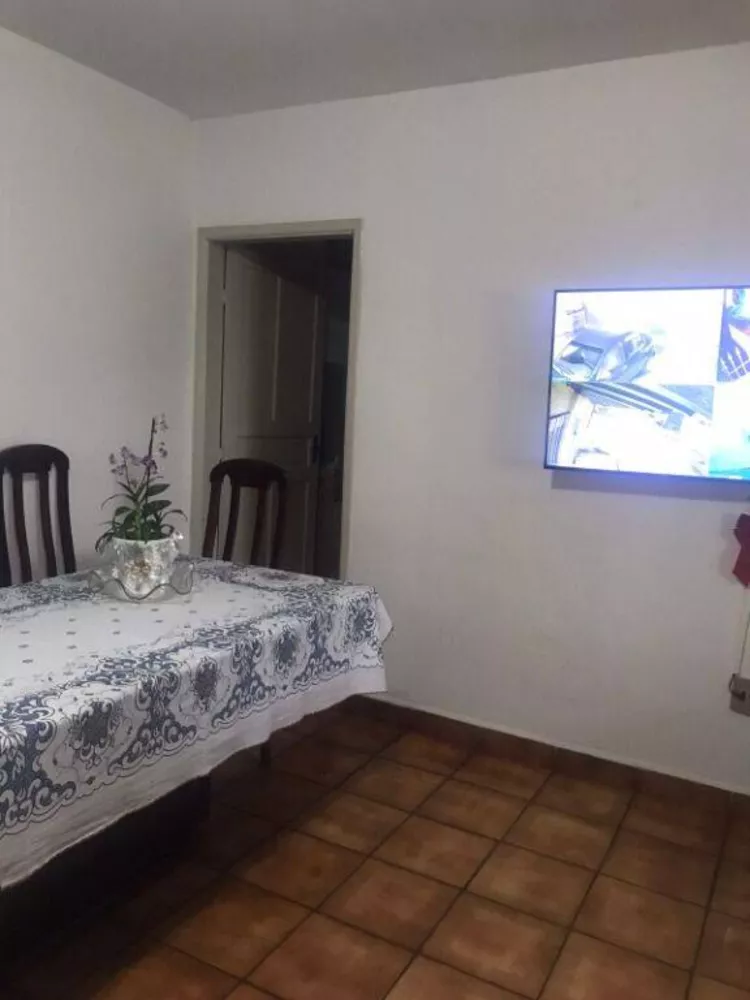 Sobrado à venda com 4 quartos, 300m² - Foto 4