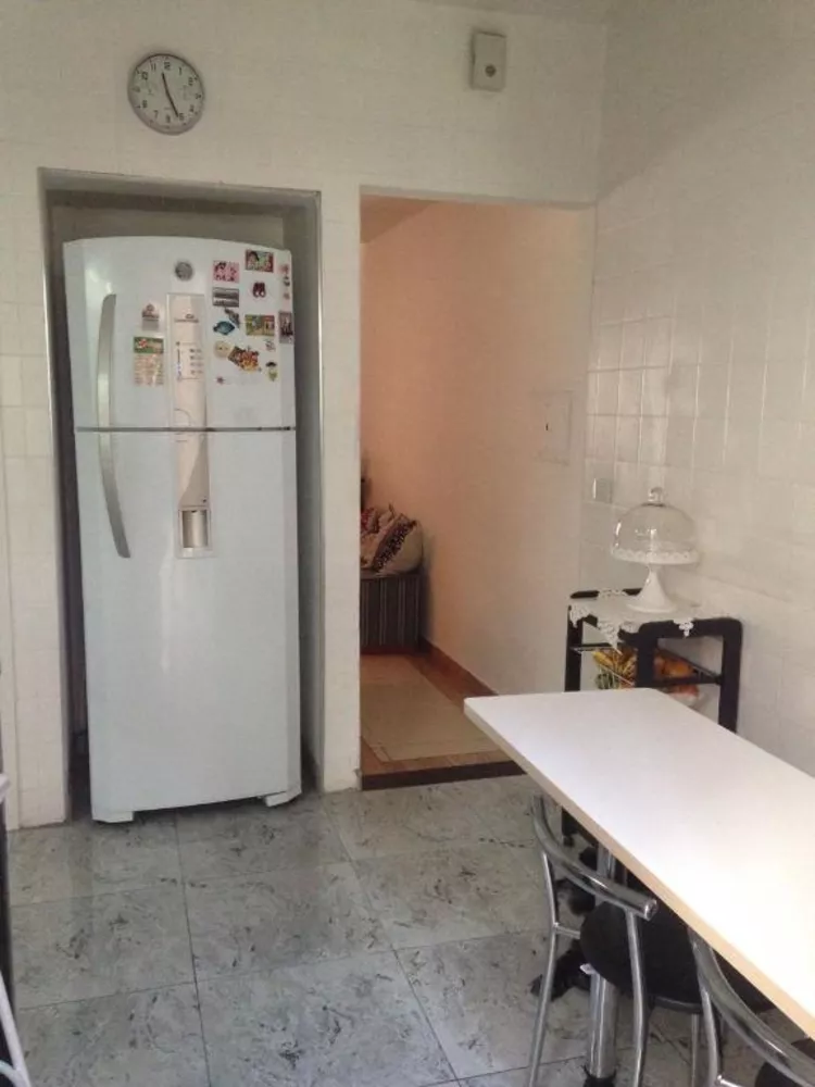 Sobrado à venda com 2 quartos, 90m² - Foto 4