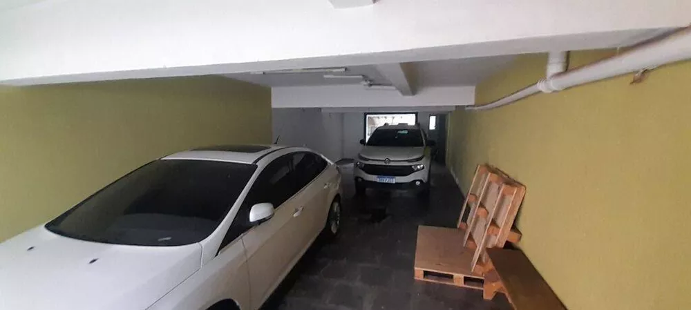 Casa à venda com 3 quartos, 250m² - Foto 4