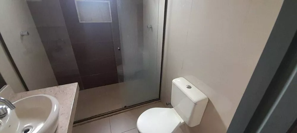 Casa à venda com 3 quartos, 250m² - Foto 13