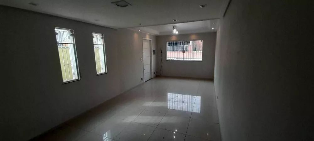 Casa à venda com 3 quartos, 250m² - Foto 20