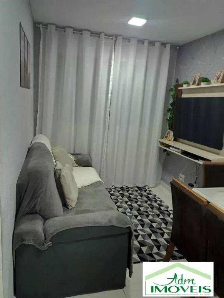 Apartamento à venda com 2 quartos, 41m² - Foto 2