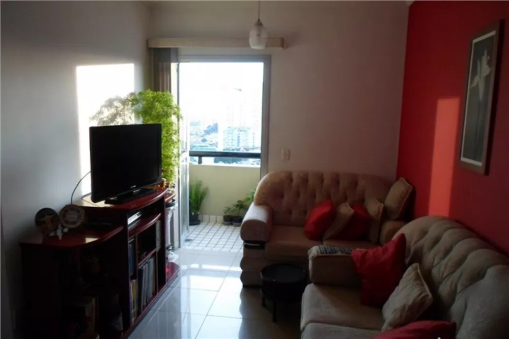 Apartamento para alugar com 3 quartos, 70m² - Foto 4