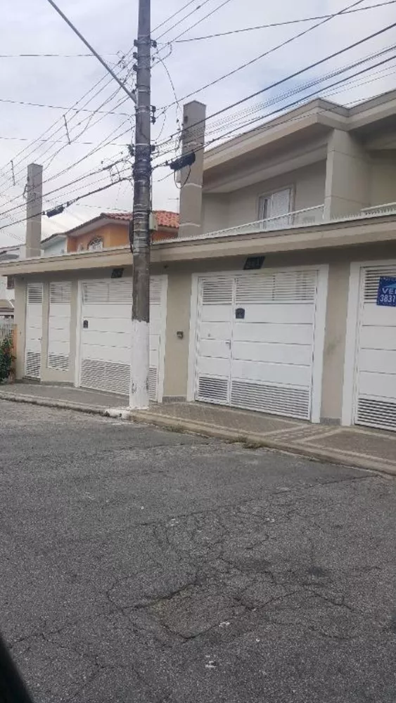 Sobrado à venda com 3 quartos, 220m² - Foto 1