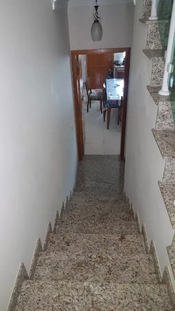 Sobrado à venda com 3 quartos, 220m² - Foto 4