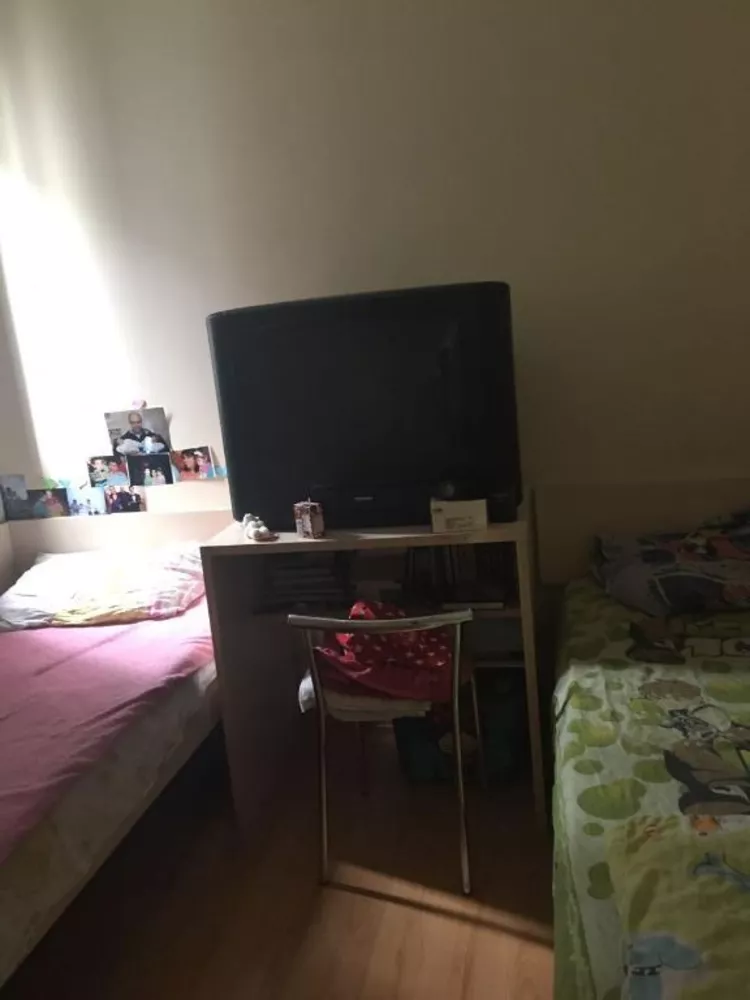 Apartamento à venda com 3 quartos, 75m² - Foto 2