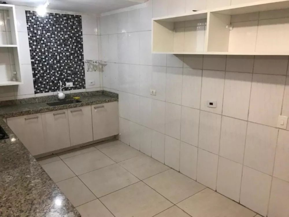 Casa à venda com 2 quartos, 114m² - Foto 3