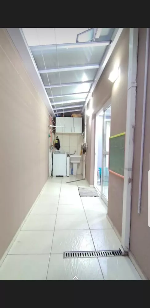 Sobrado à venda com 3 quartos, 140m² - Foto 3