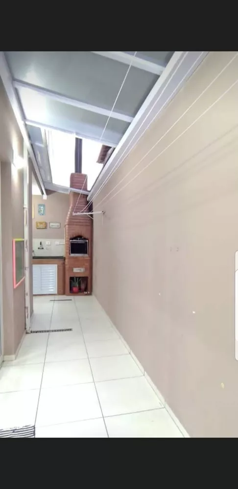 Sobrado à venda com 3 quartos, 140m² - Foto 2