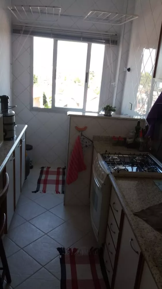 Apartamento à venda com 2 quartos, 68m² - Foto 3