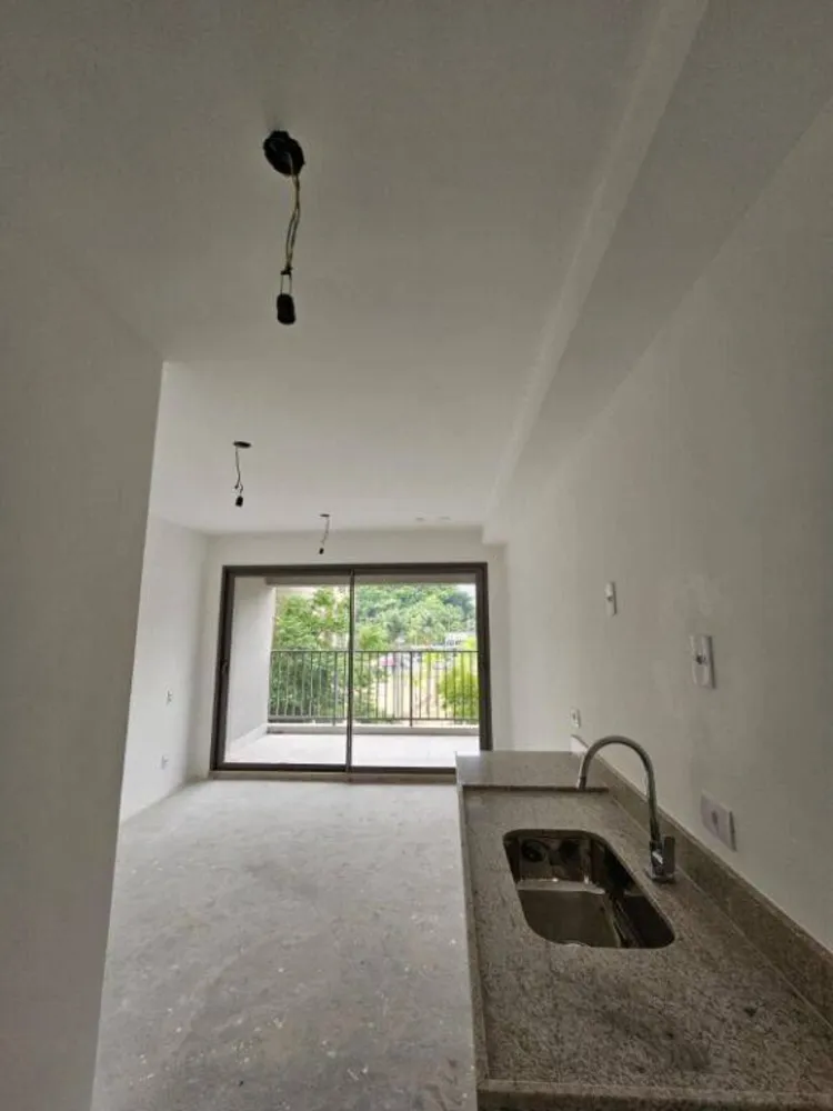 Apartamento, 1 quarto, 29 m² - Foto 2