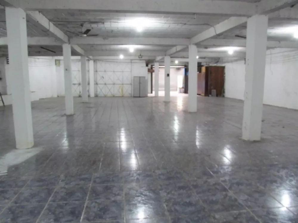 Depósito-Galpão-Armazém para alugar, 450m² - Foto 1