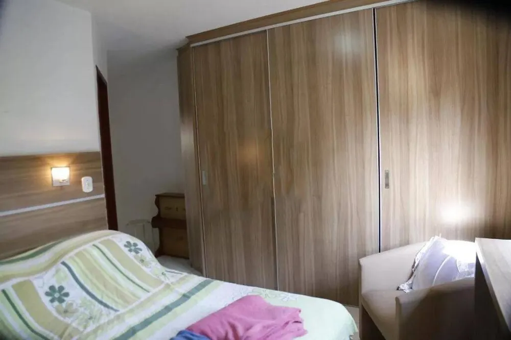 Casa, 33 quartos, 170 m² - Foto 4