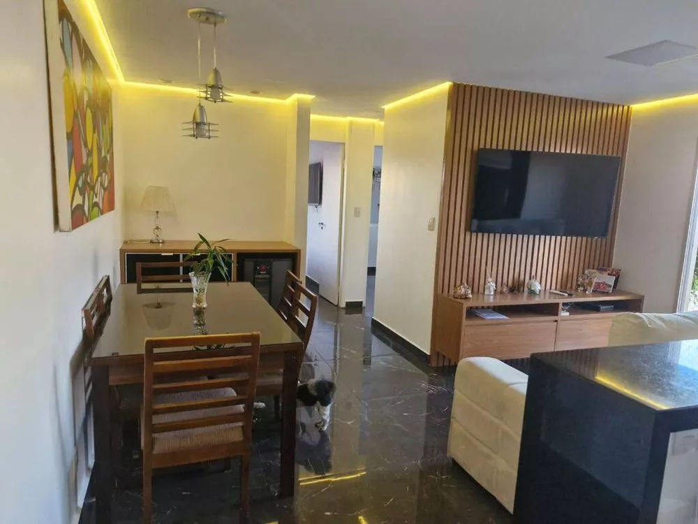 Apartamento à venda com 2 quartos, 57m² - Foto 2