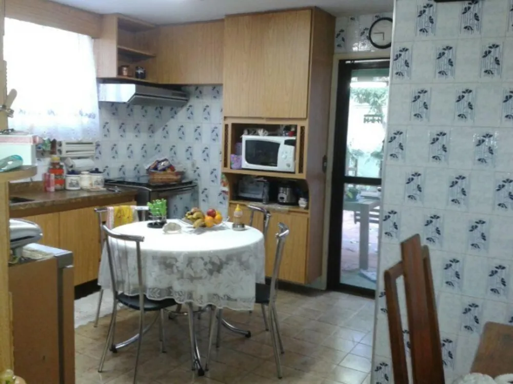 Sobrado, 3 quartos, 200 m² - Foto 2