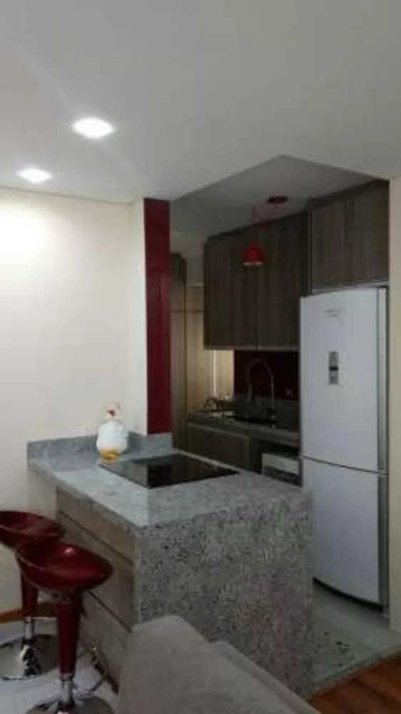 Apartamento à venda com 2 quartos, 70m² - Foto 13