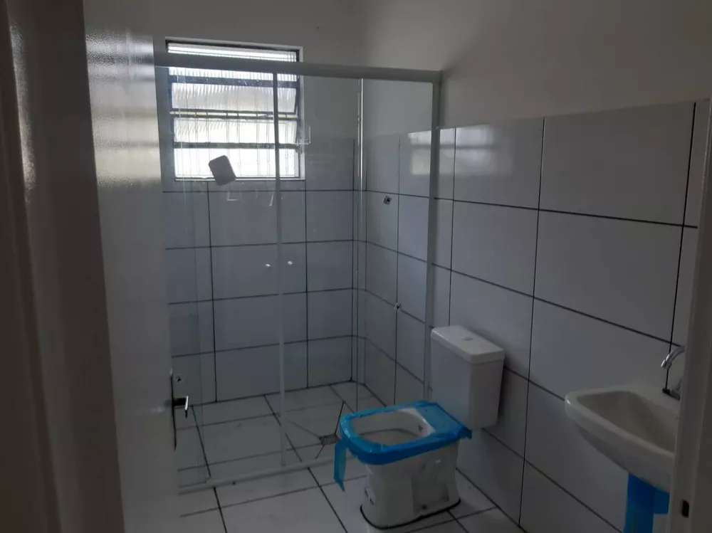 Casa para alugar com 2 quartos, 120m² - Foto 4