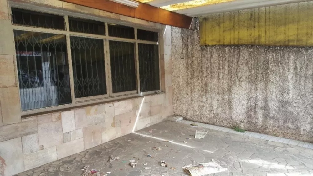 Sobrado à venda com 3 quartos, 190m² - Foto 1